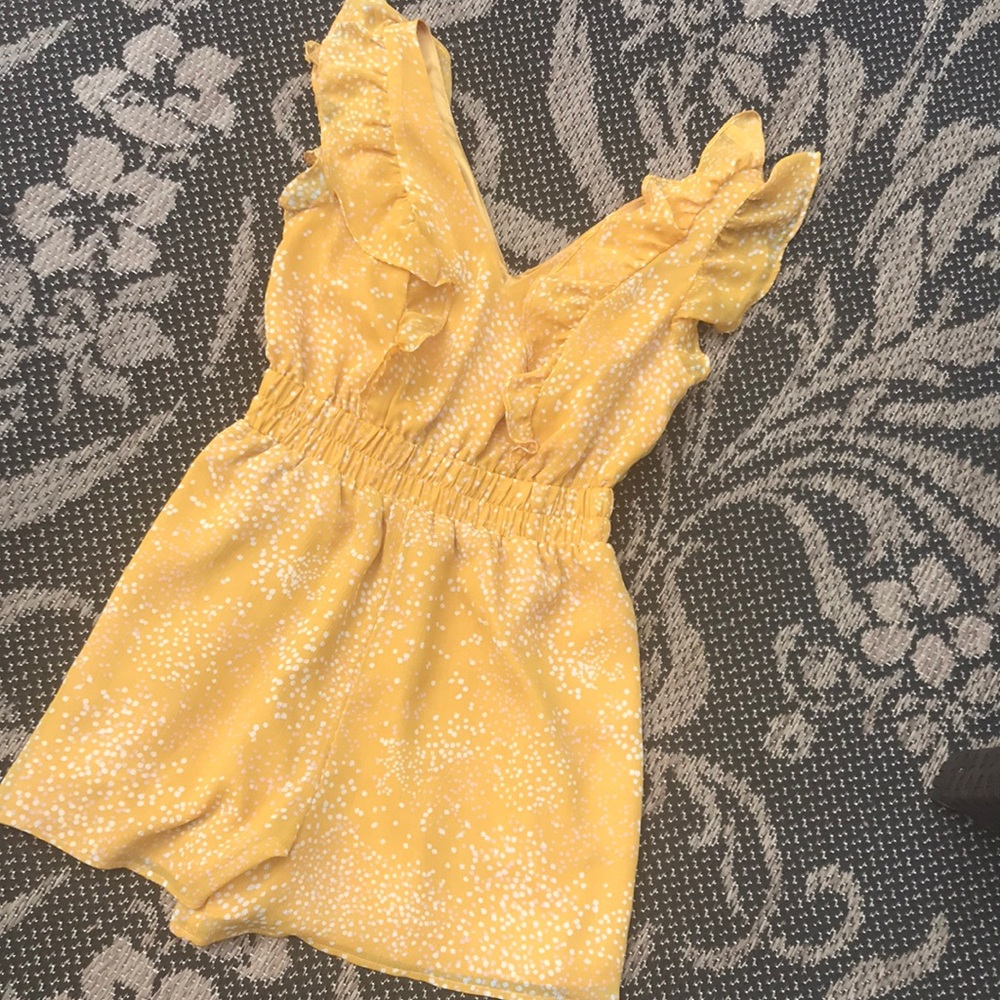 EXPRESS mustard dotted smocked ruffle Romper